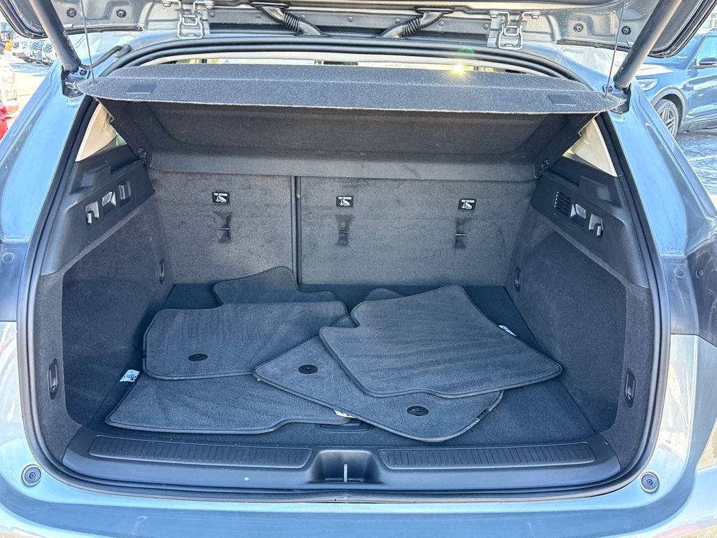 Used 2023 Buick Envision Essence w/ Sport Touring Package image 7