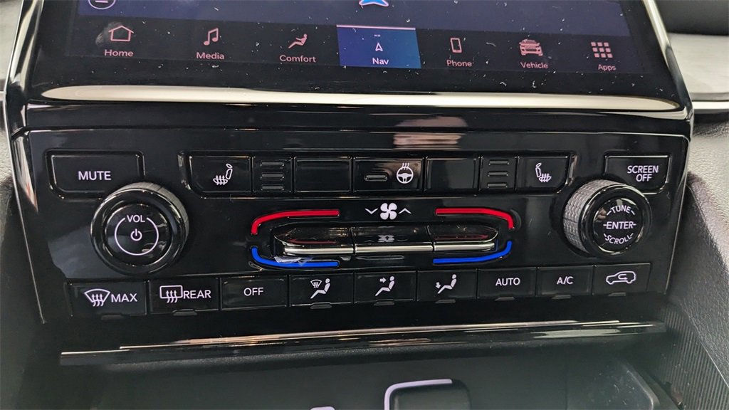 Used 2025 Jeep Grand Cherokee L Limited image 27