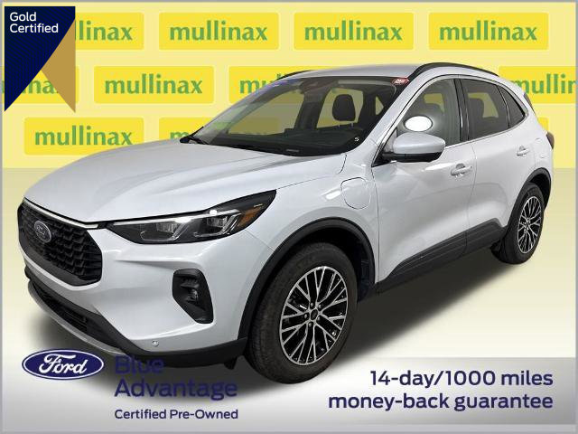 Certified 2025 Ford Escape SE w/ PHEV Premium Package image 1