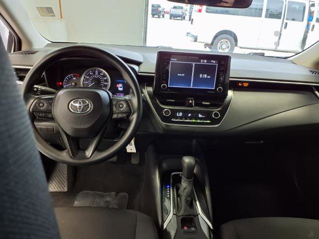 Used 2022 Toyota Corolla LE image 13