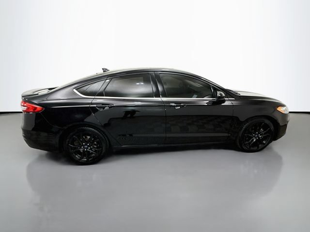 Certified 2020 Ford Fusion SE w/ Equipment Group 151A FWD image 8
