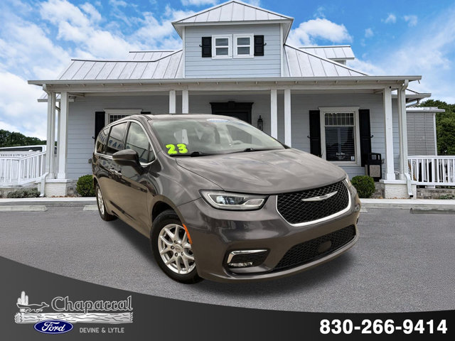 Used 2023 Chrysler Pacifica Touring-L FWD image 20