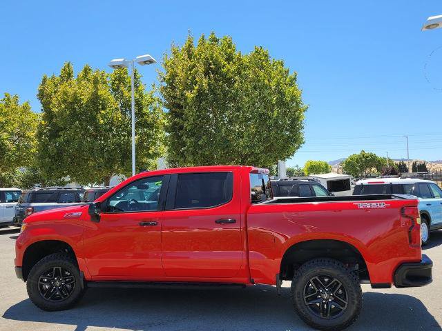 Used 2024 Chevrolet Silverado 1500 LT Trail Boss w/ Convenience Package II AWD/4WD image 7