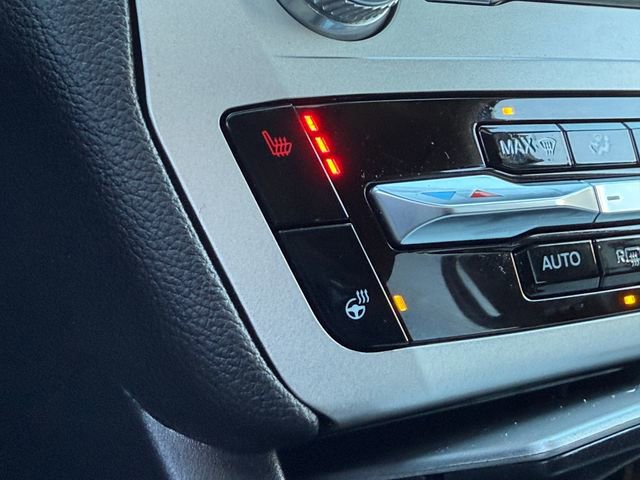 Certified 2022 Ford Explorer XLT w/ Equipment Group 202A image 21