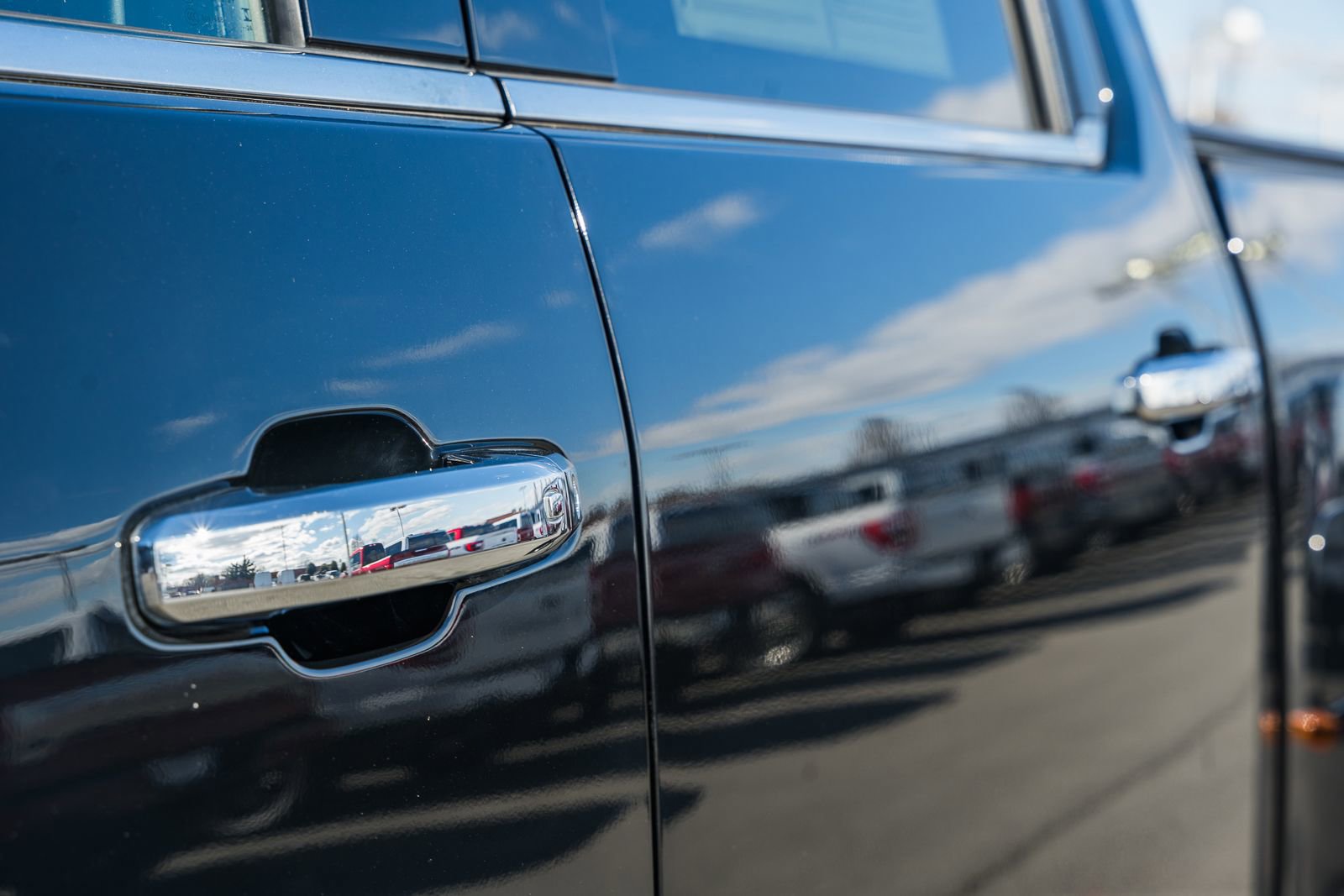 Used 2024 Chevrolet Silverado 3500 High Country w/ High Country Premium Package image 26