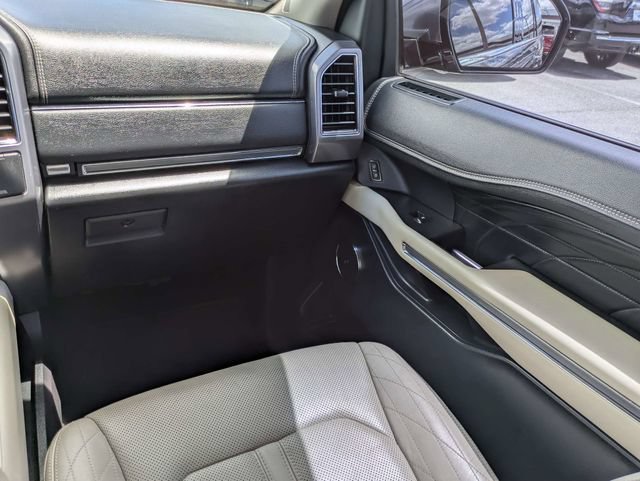 Certified 2018 Ford Expedition Platinum RWD image 17