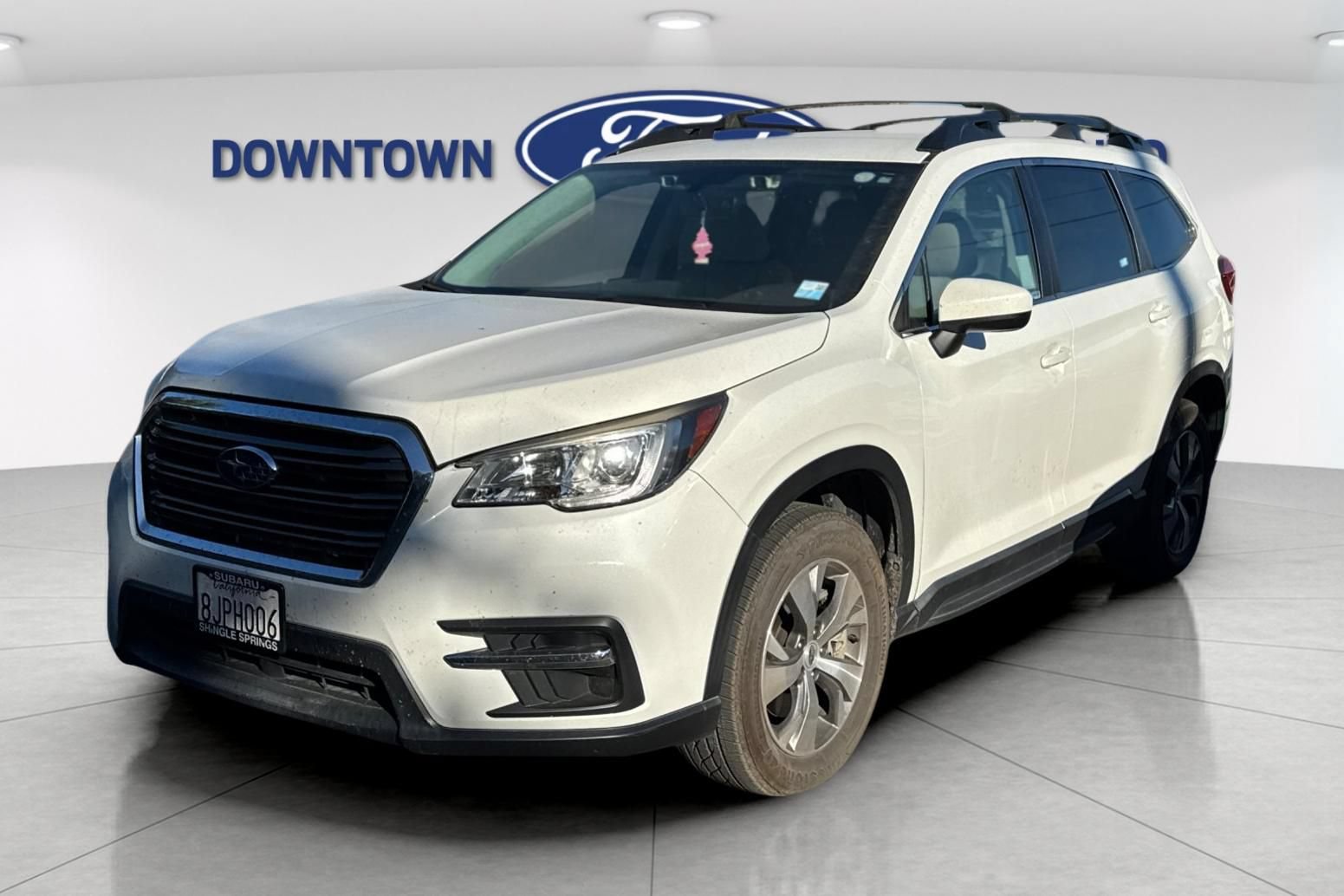 Used 2019 Subaru Ascent Premium w/ Popular Package #3 AWD/4WD image 2