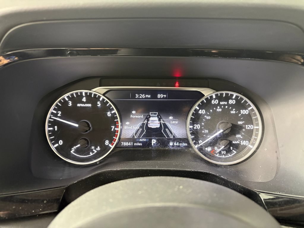 Used 2022 Nissan Pathfinder SV AWD/4WD image 17