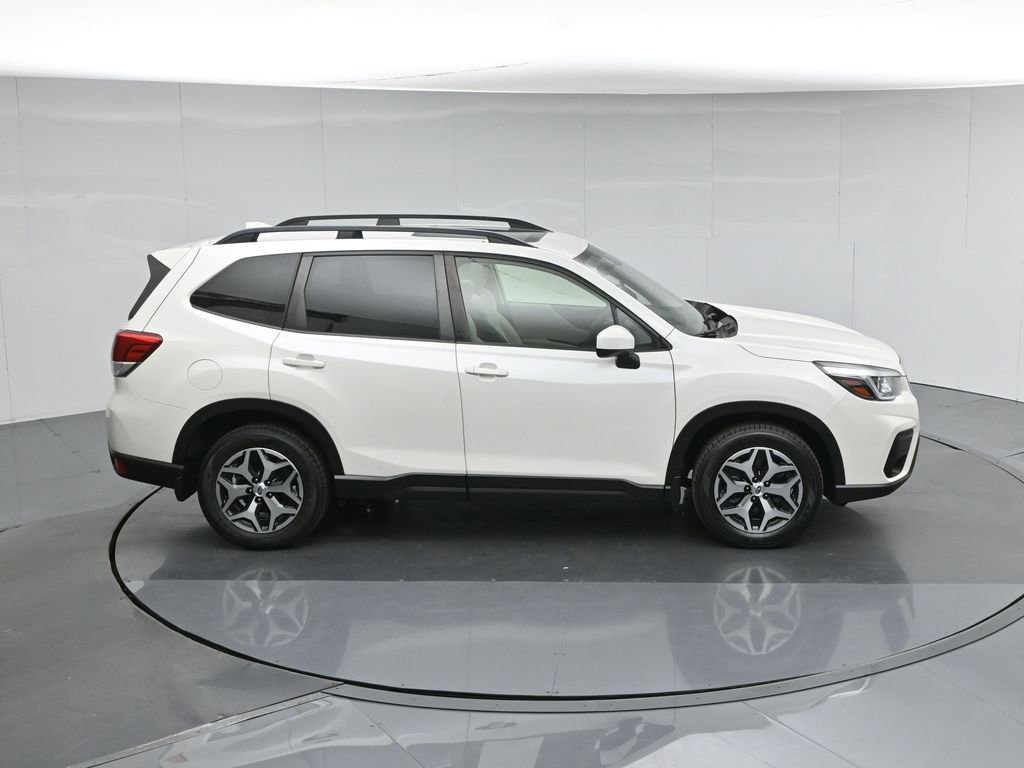 Used 2020 Subaru Forester Premium AWD/4WD image 44