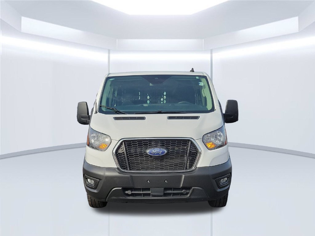 Certified 2025 Ford Transit 250 Low Roof w/ Exterior Upgrade Package RWD image 2