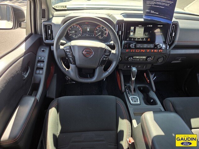 Used 2026 Nissan Frontier PRO-4X w/ Tow Package AWD/4WD image 13