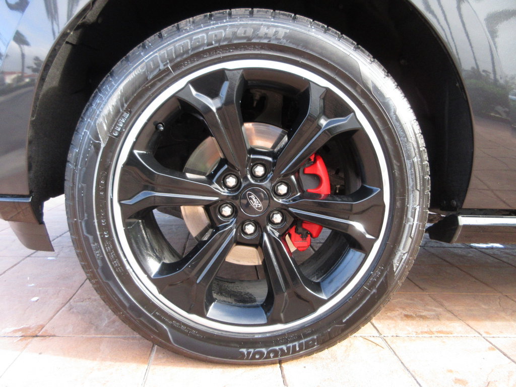 Certified 2024 Ford Expedition Limited AWD/4WD image 9