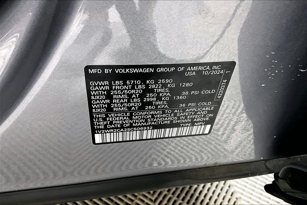 Used 2025 Volkswagen Atlas SE FWD image 27