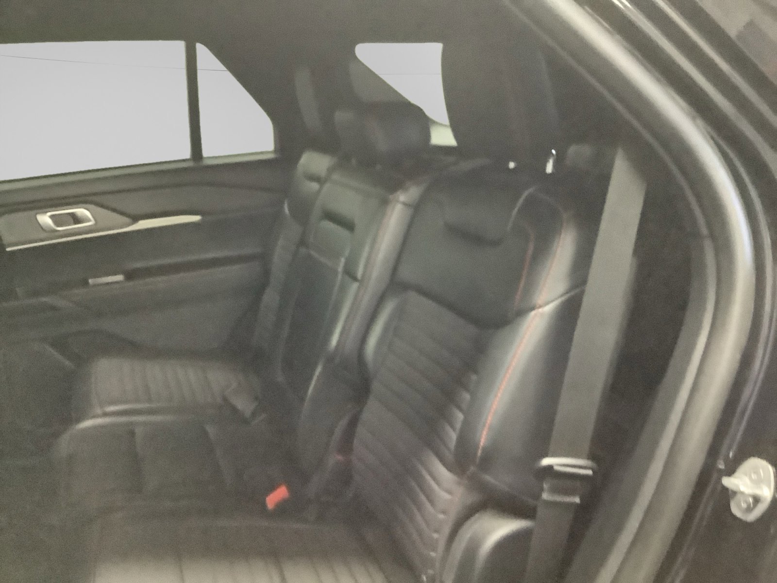 Certified 2025 Ford Explorer ST-Line w/ ST-Line Street Pack image 13