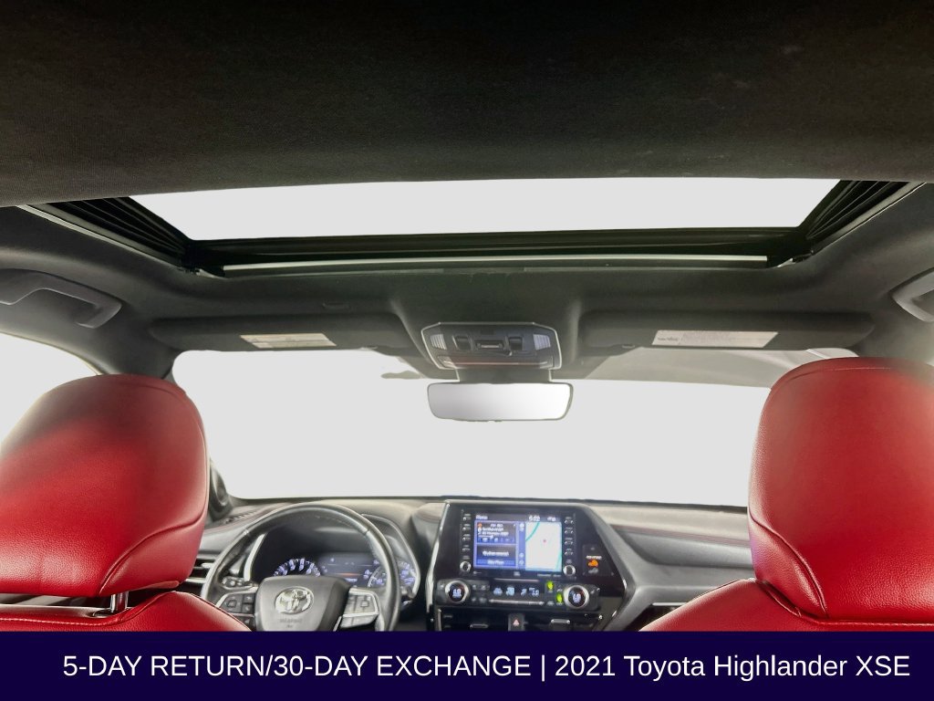 Used 2021 Toyota Highlander XSE AWD/4WD image 40