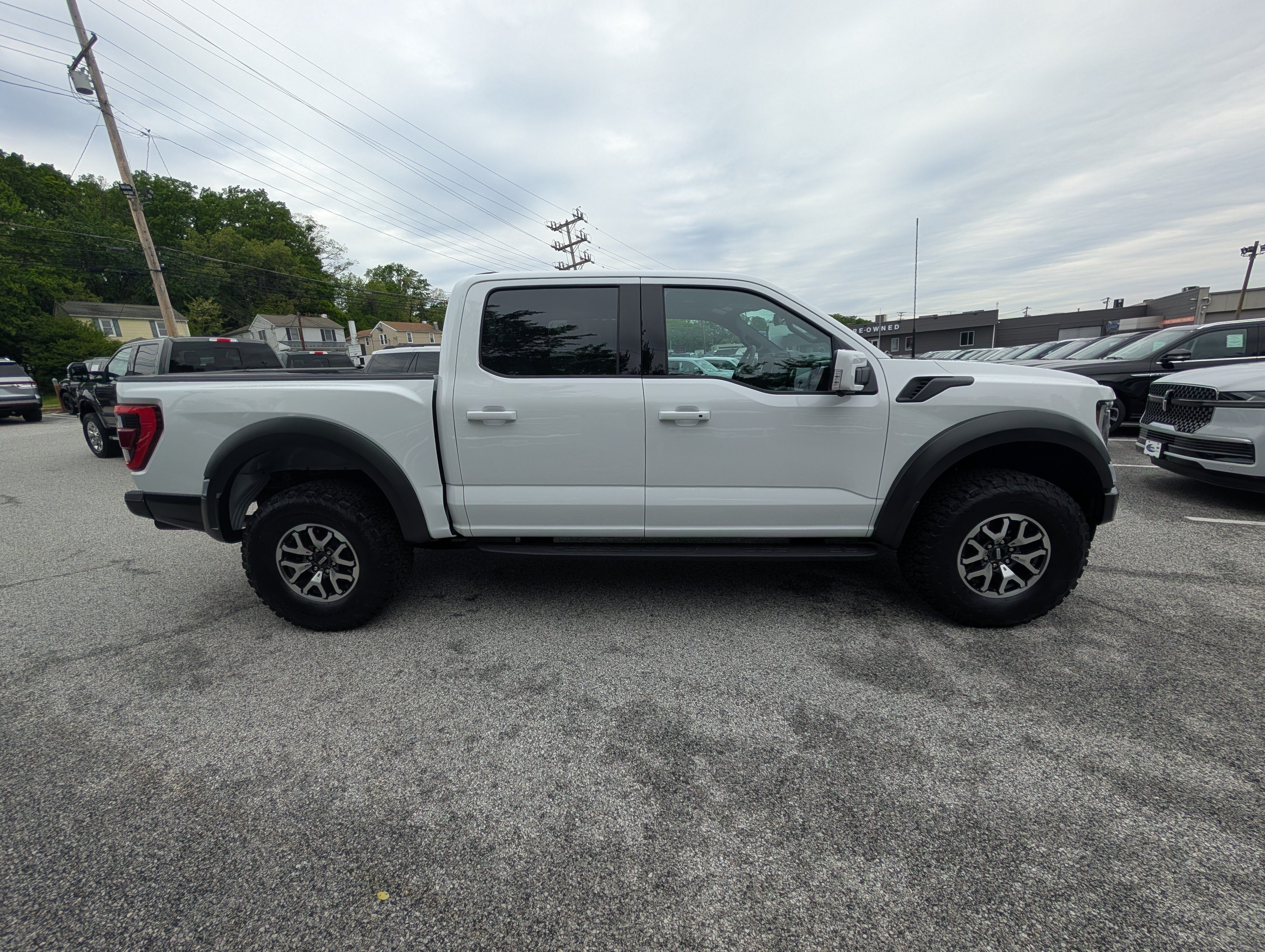 Certified 2023 Ford F150 Raptor AWD/4WD image 8