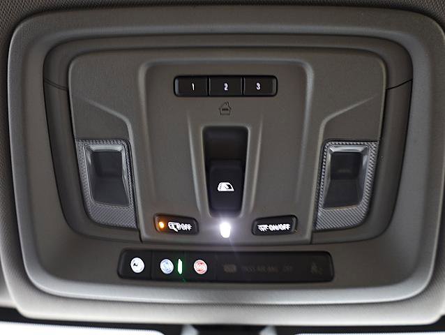 Used 2019 Chevrolet Silverado 1500 LTZ w/ LTZ Plus Package AWD/4WD image 16