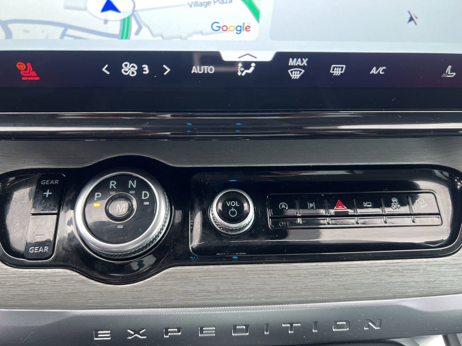 Certified 2025 Ford Expedition Platinum AWD/4WD image 50