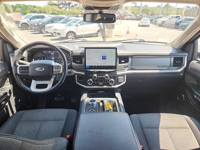 Certified 2024 Ford Expedition XLT AWD/4WD image 8
