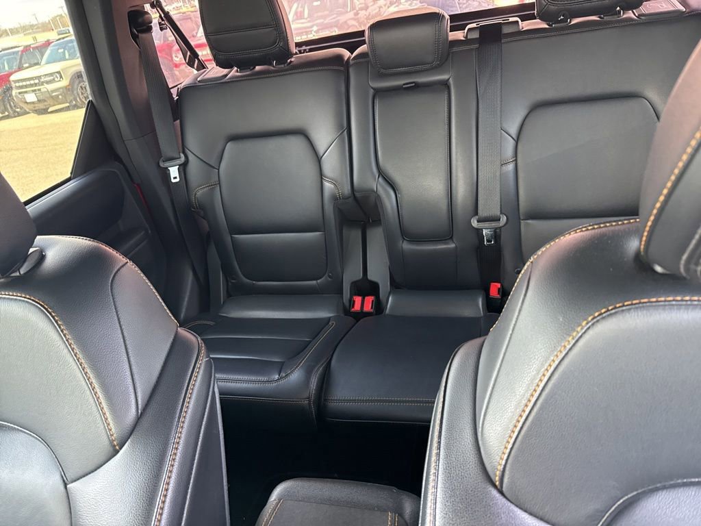 Certified 2024 Ford Bronco Badlands image 4