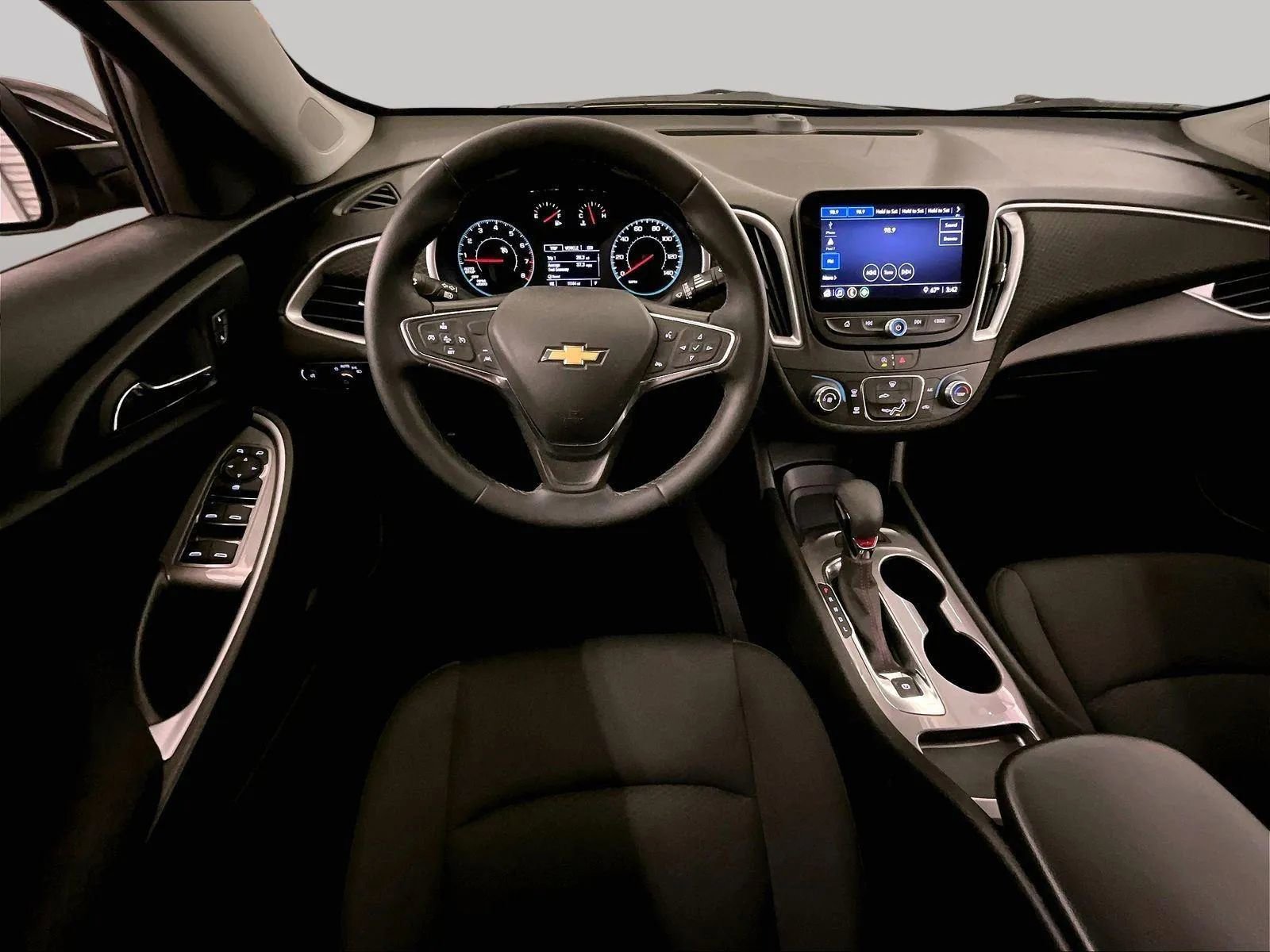 Used 2024 Chevrolet Malibu RS image 5