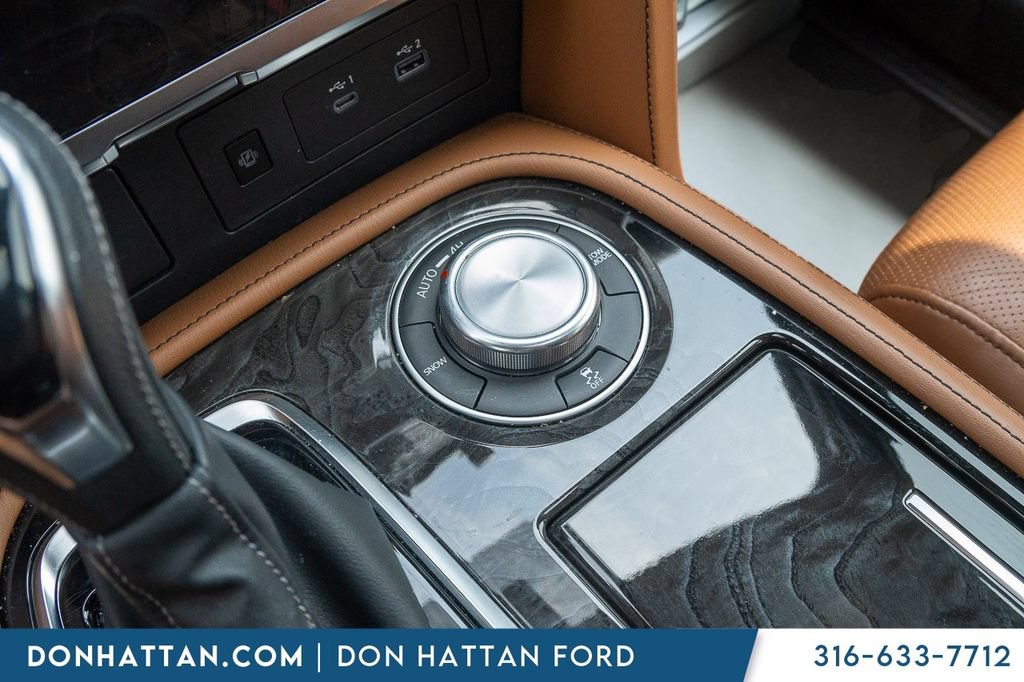 Used 2023 INFINITI QX80 Sensory w/ Cargo Package AWD/4WD image 12