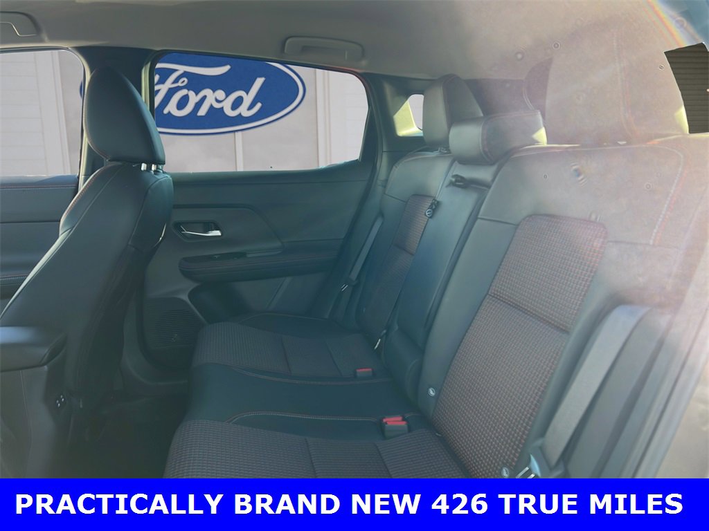 Used 2025 Nissan Kicks SR image 10