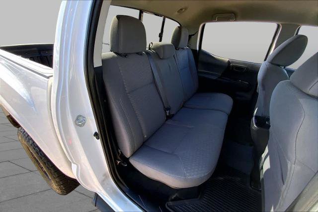 Used 2022 Toyota Tacoma SR w/ SR Convenience Package RWD image 19