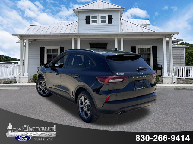 Certified 2025 Ford Escape ST-Line AWD/4WD image 4