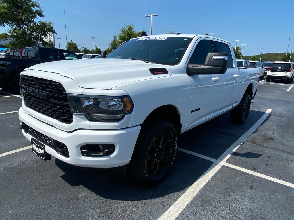 Used 2024 RAM 2500 Big Horn w/ Night Edition AWD/4WD image 3