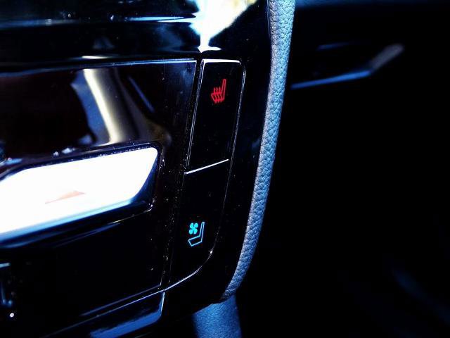 Certified 2023 Ford Explorer Limited w/ Limited Technology Package image 23