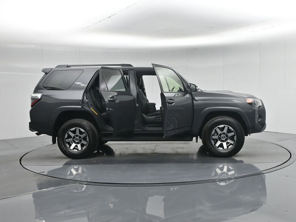 Used 2024 Toyota 4Runner TRD Off-Road Premium image 34