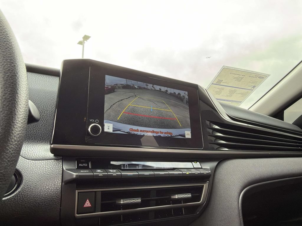 Used 2026 Toyota Camry LE w/ Convenience Package FWD image 28