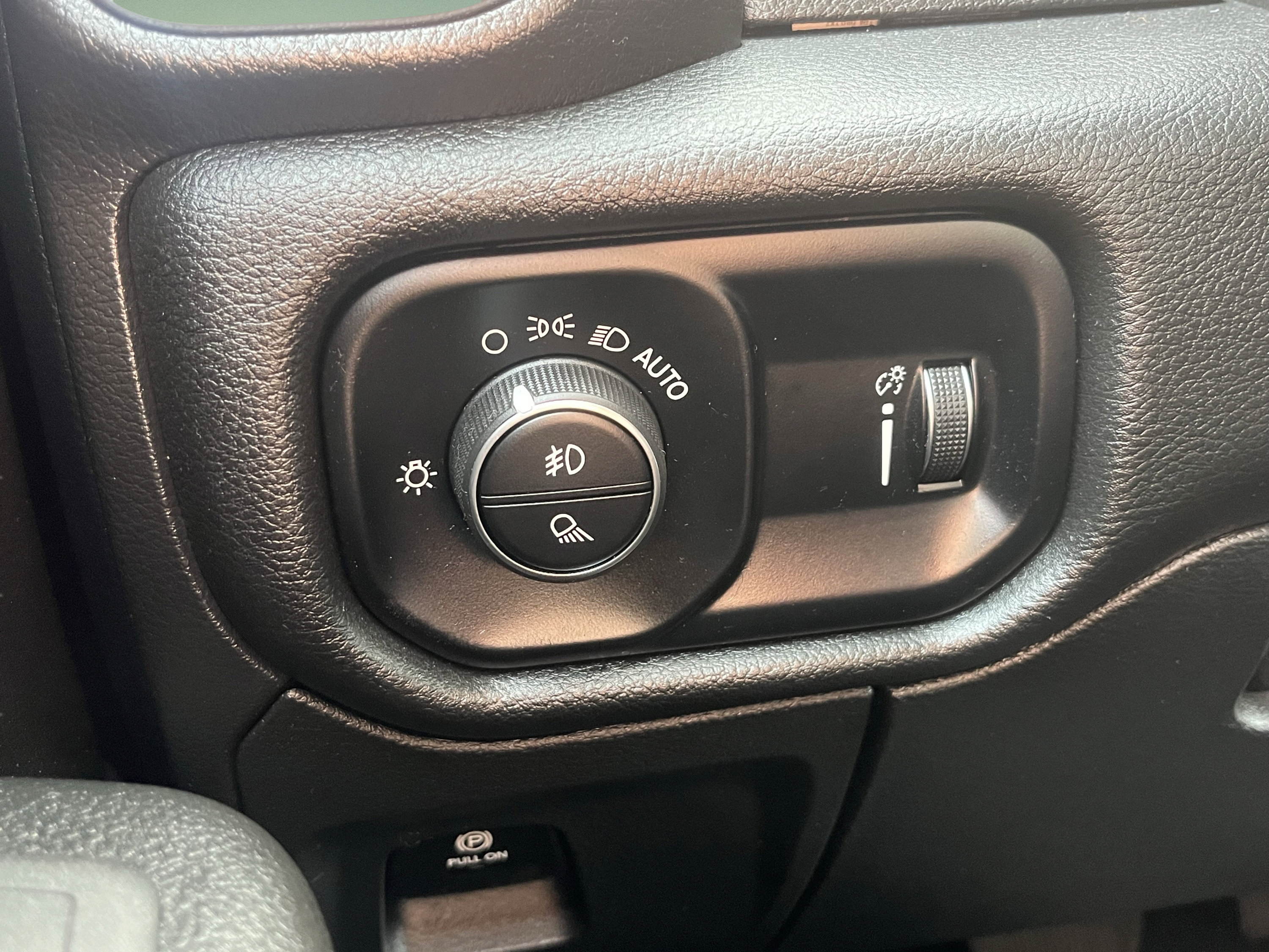 Used 2024 RAM 1500 Big Horn AWD/4WD image 21