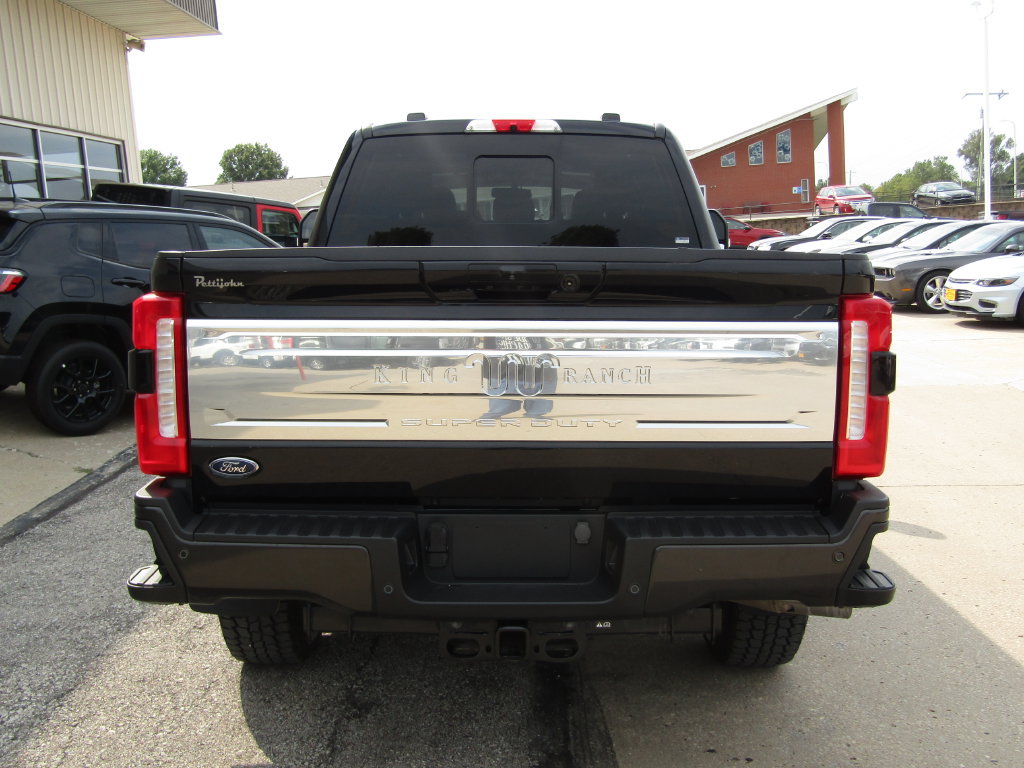Certified 2024 Ford F250 King Ranch AWD/4WD image 4