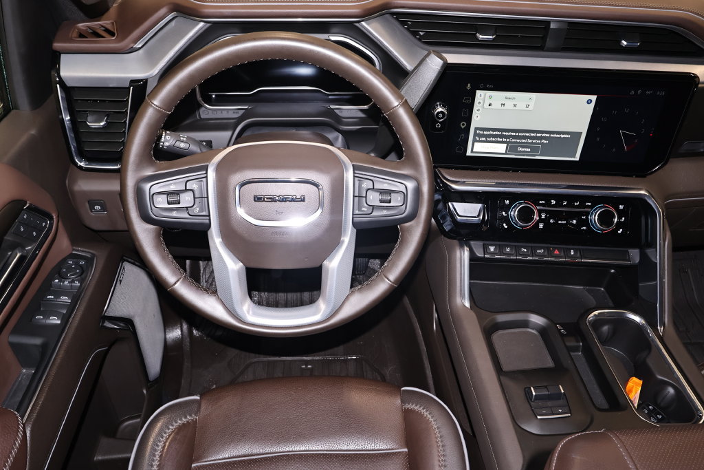 Used 2024 GMC Sierra 3500 Denali w/ Denali Reserve Package AWD/4WD image 24