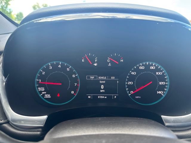 Used 2023 Chevrolet Traverse LT FWD image 18