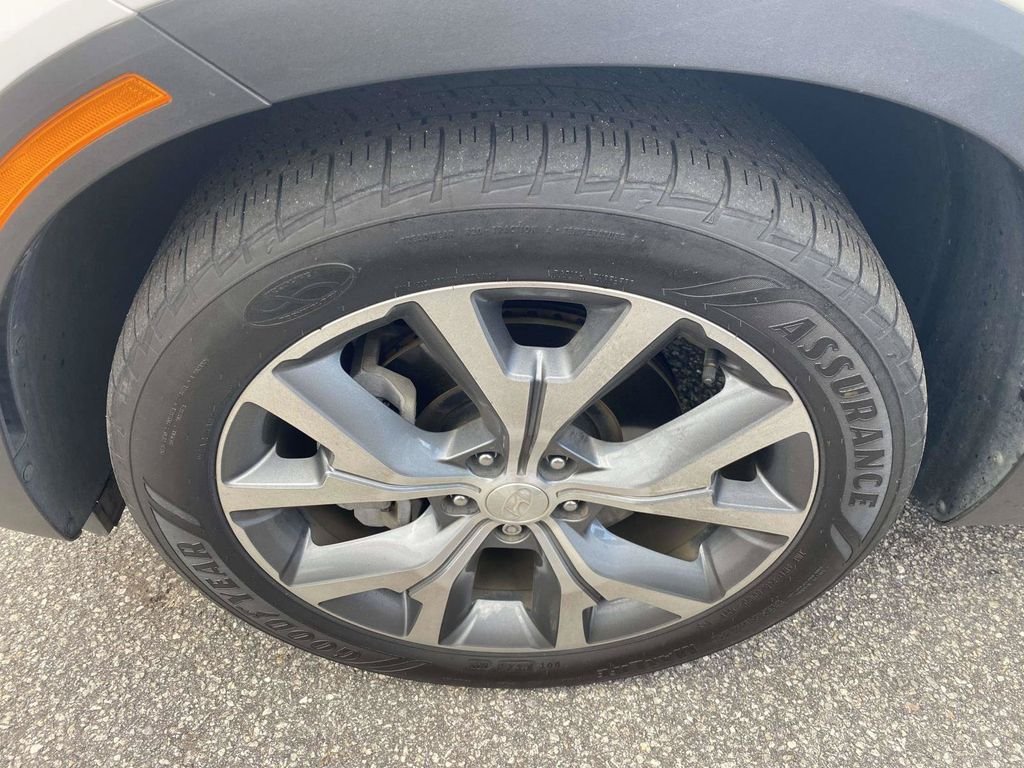 Used 2021 Hyundai Palisade SEL w/ Premium Package FWD image 4