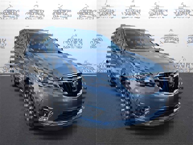 Used 2020 Buick Envision Essence image 1