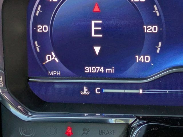 Used 2025 Chevrolet Silverado 2500 LT w/ Convenience Package image 25