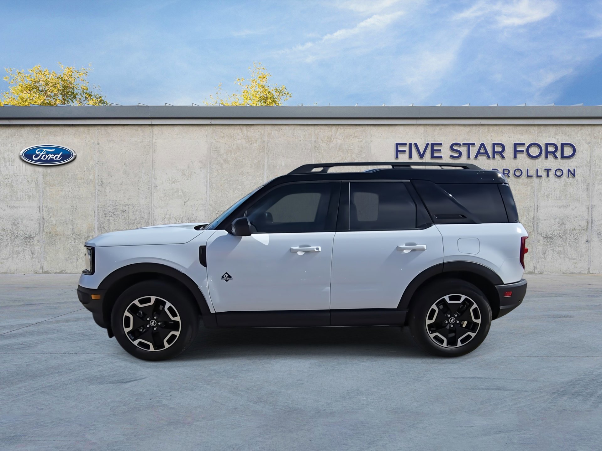 Certified 2024 Ford Bronco Sport Outer Banks image 2