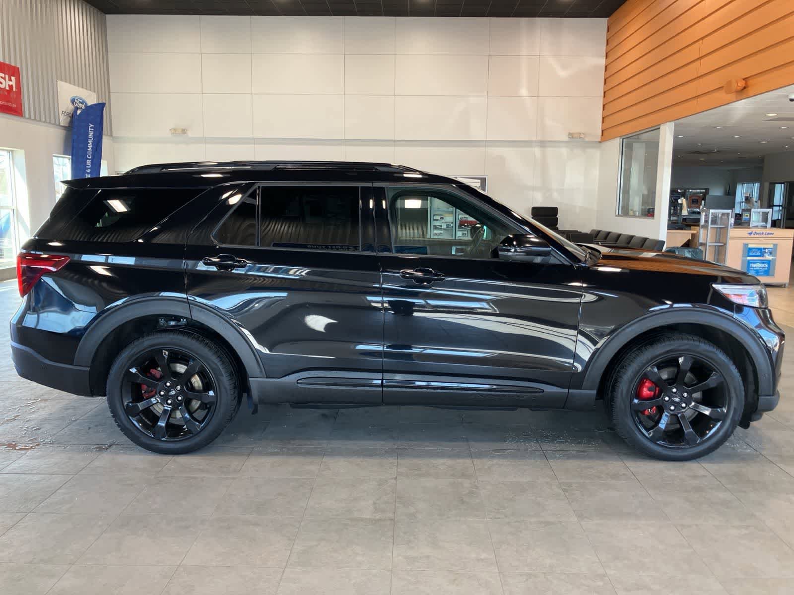 Certified 2020 Ford Explorer ST w/ ST Street Pack AWD/4WD image 4