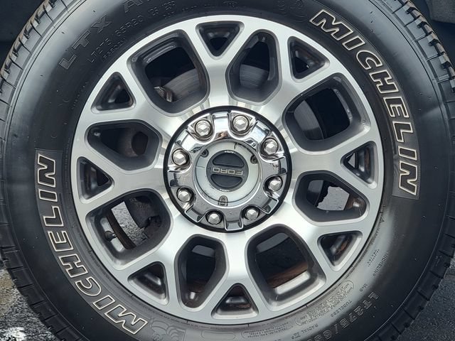 Certified 2022 Ford F250 Lariat AWD/4WD image 17