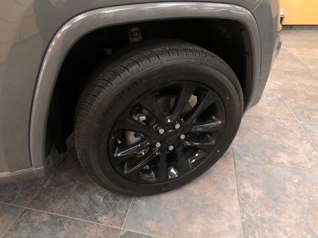 Used 2020 Jeep Grand Cherokee Altitude image 9