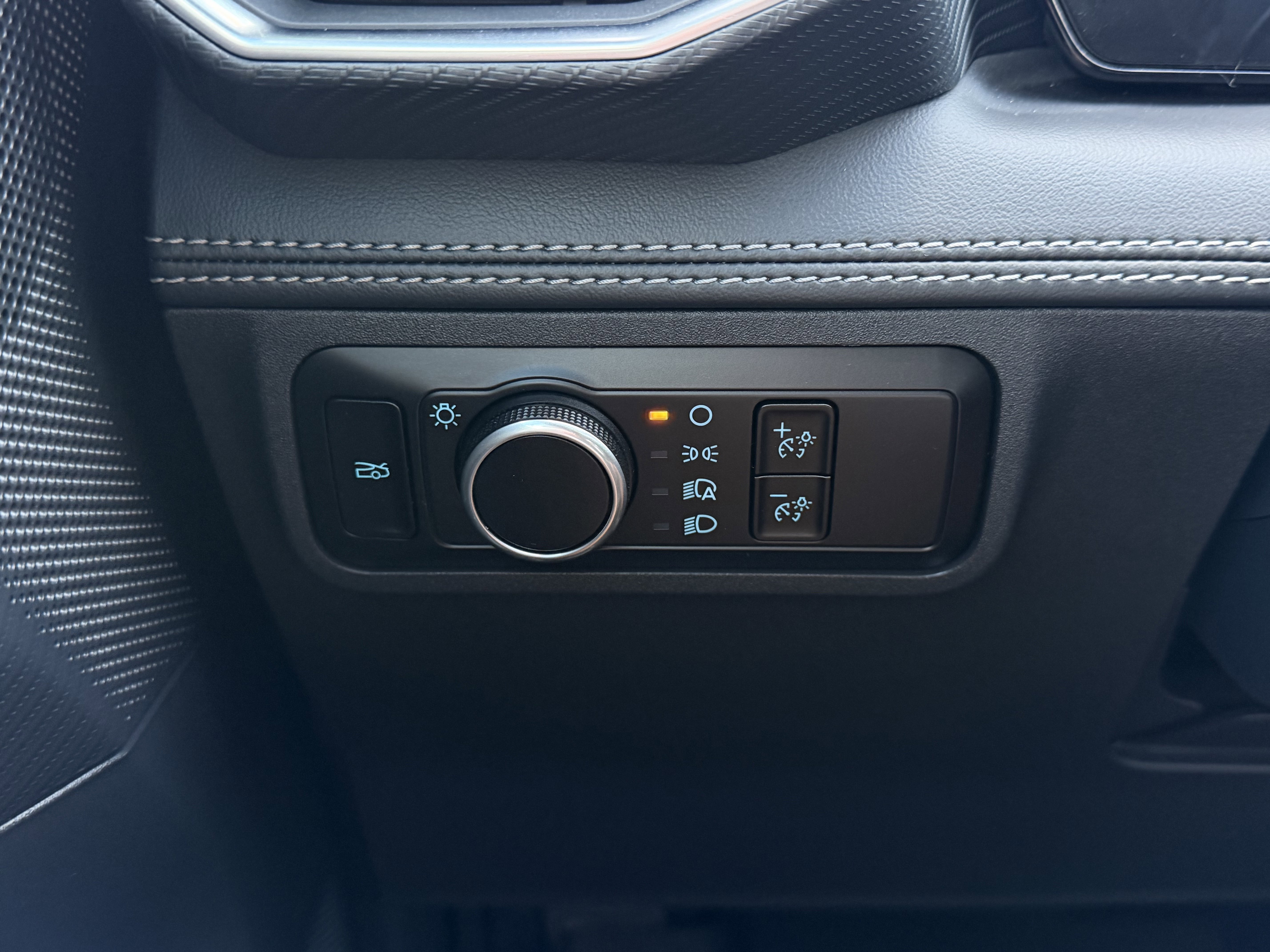 Certified 2024 Ford Mustang Premium RWD image 26