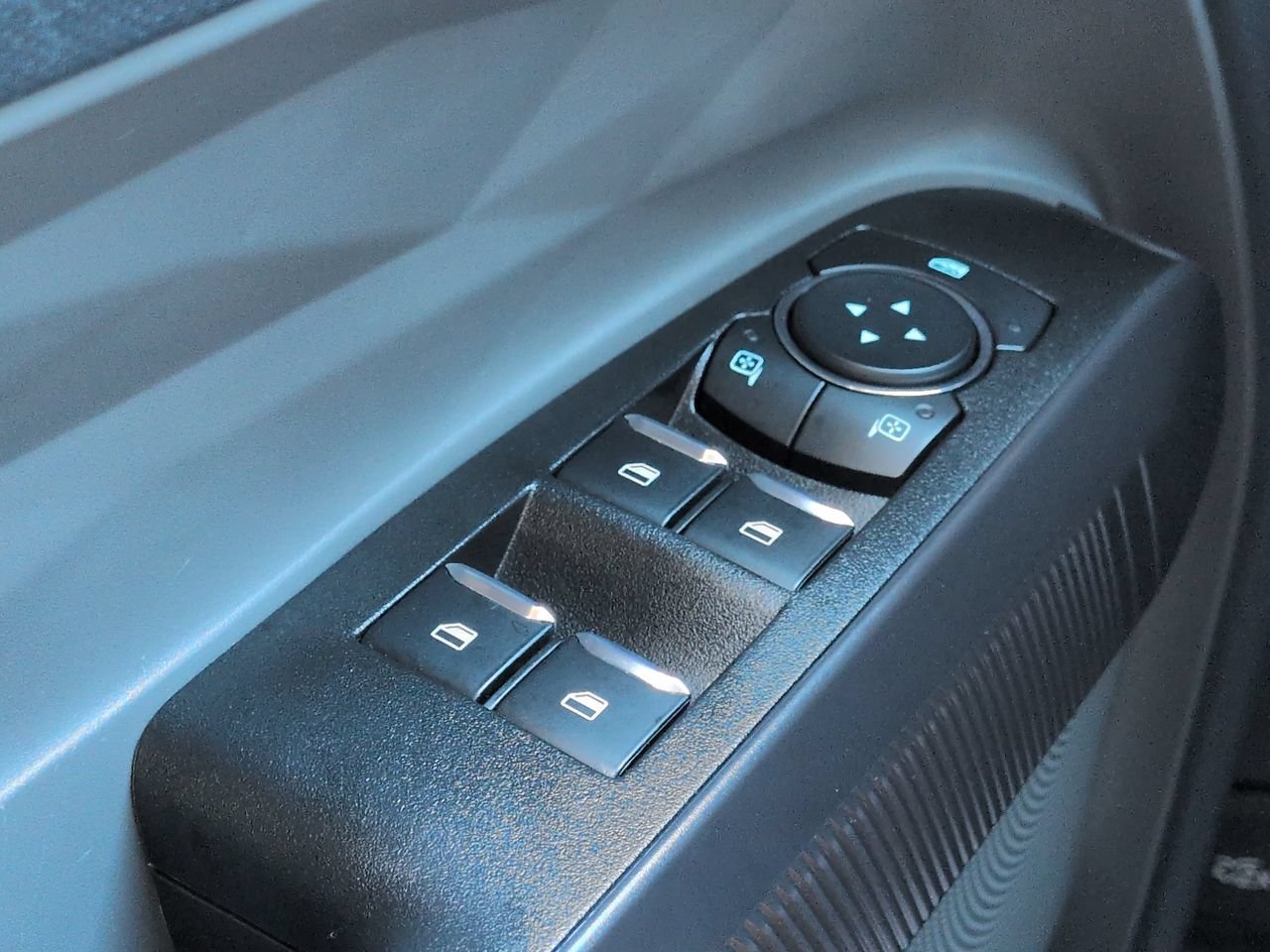 Certified 2024 Ford Maverick XLT w/ XLT Luxury Package FWD image 23
