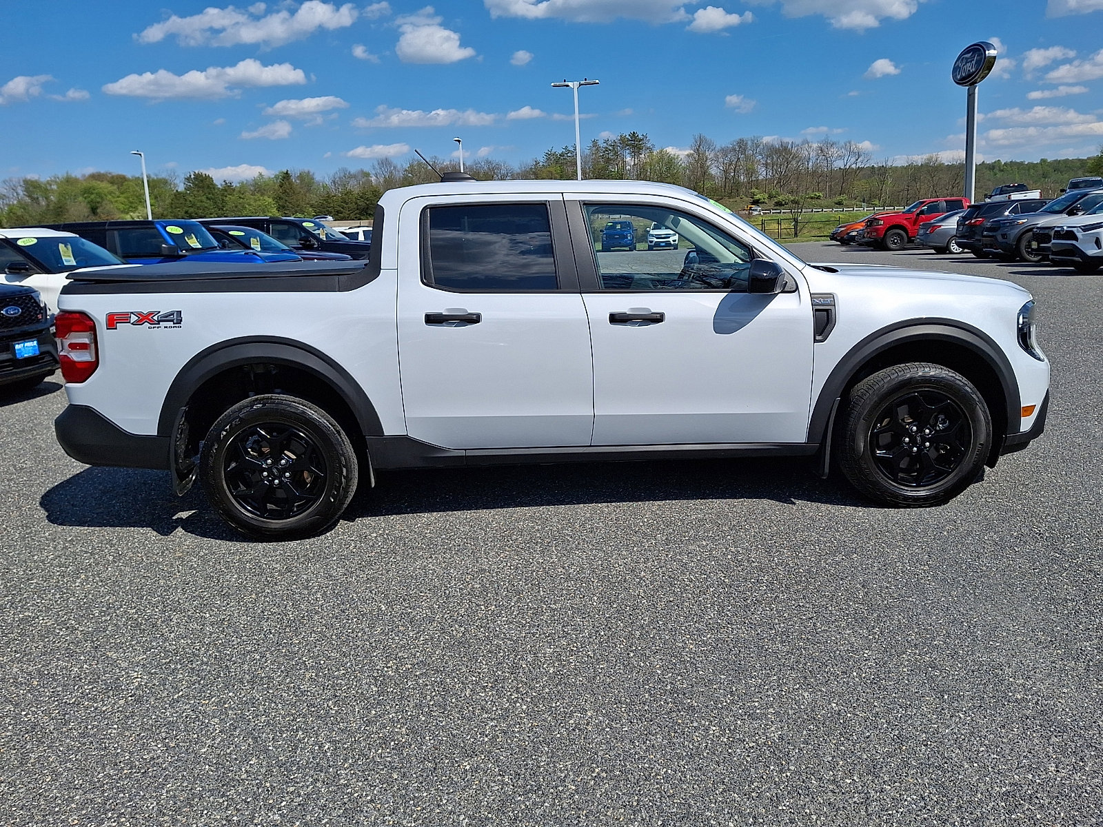 Certified 2025 Ford Maverick XLT w/ XLT Luxury Package AWD/4WD image 7