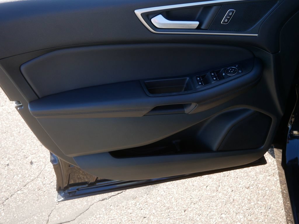 Certified 2024 Ford Edge SEL AWD/4WD image 12
