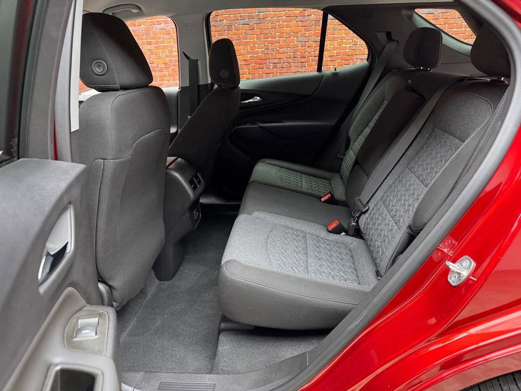 Used 2023 Chevrolet Equinox LT FWD image 22