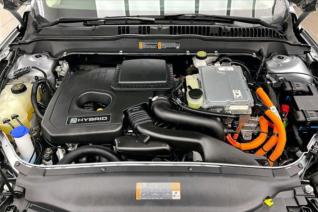 Certified 2020 Ford Fusion SE image 10